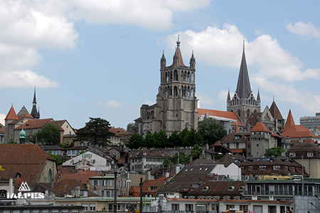 Lausanne, vue sur la ville et la cathédrale