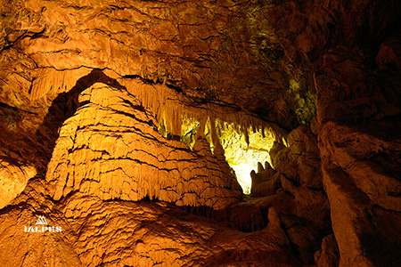 Grottes de Vallorbe, Suisse